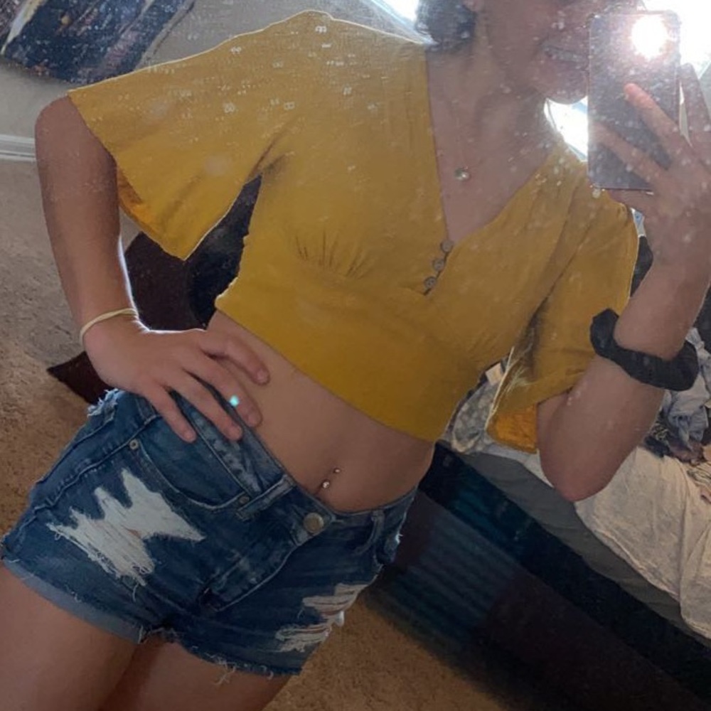 Yellow top